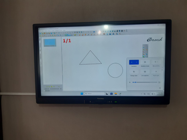 نمایشگر لمسی ۶۵ اینچ پرومتین مدل VTP 65 استوک + سیستم OPS (Core i5 نسل ۶ / ۸ گیگ رم / ۲۵۶ گیگ SSD)