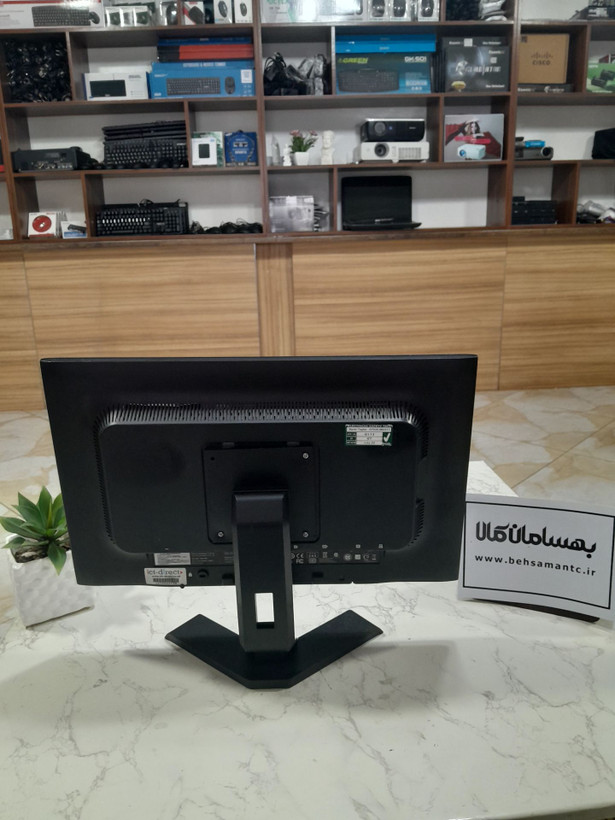 مانیتور HP مدل Compaq LA2006X استوک