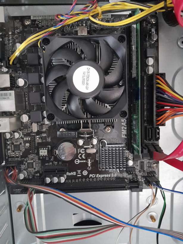 کامپیوتر اداری AMD A4‑5300 | رم 4GB DDR3 | هارد 250GB HDD استوک مدل 1406