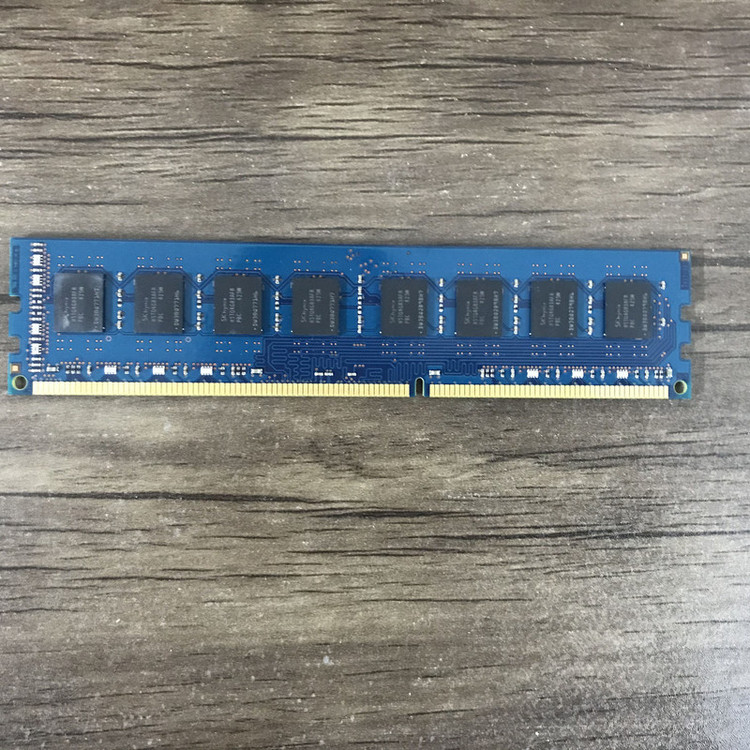 رم دسکتاپ DDR3 تک کاناله 1600مگاهرتز CL11 اس کی هاینیکس مدل 12800 ظرفیت 8 گیگابایت استوک